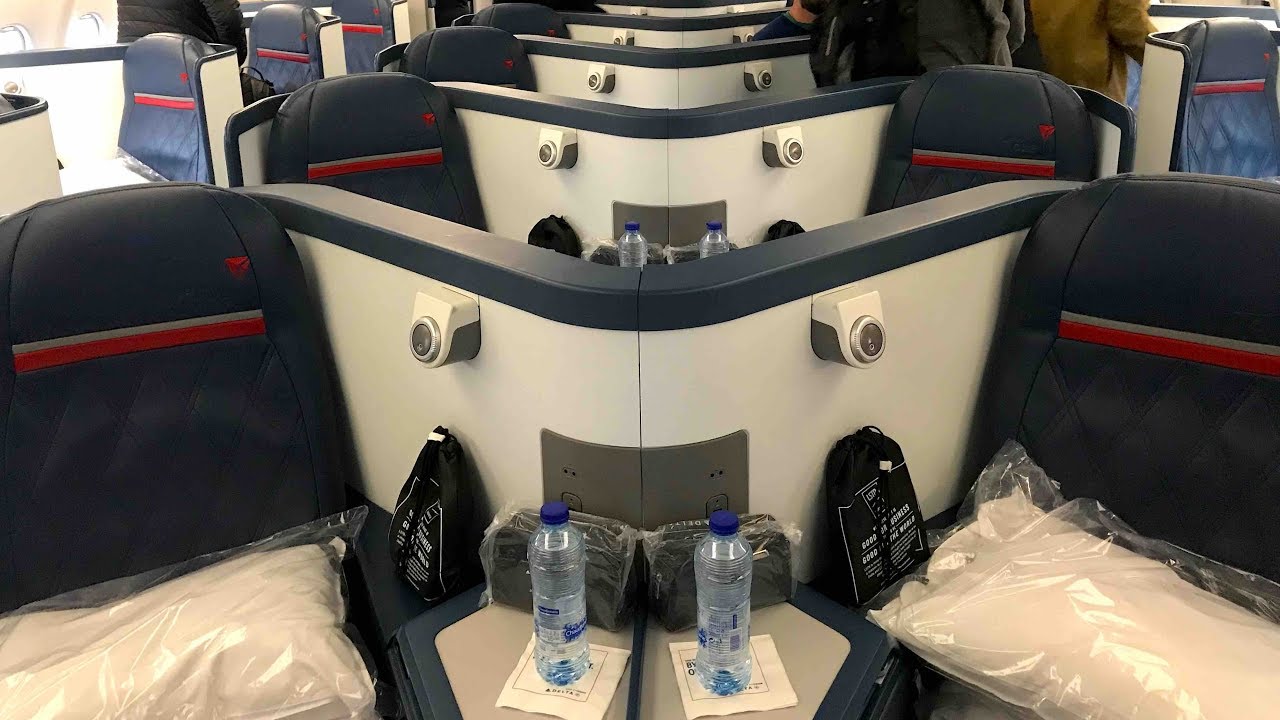 Flight Report AMS-DTW Delta Business Class - DeltaOne A330-300 (Amsterdam to Detroit)