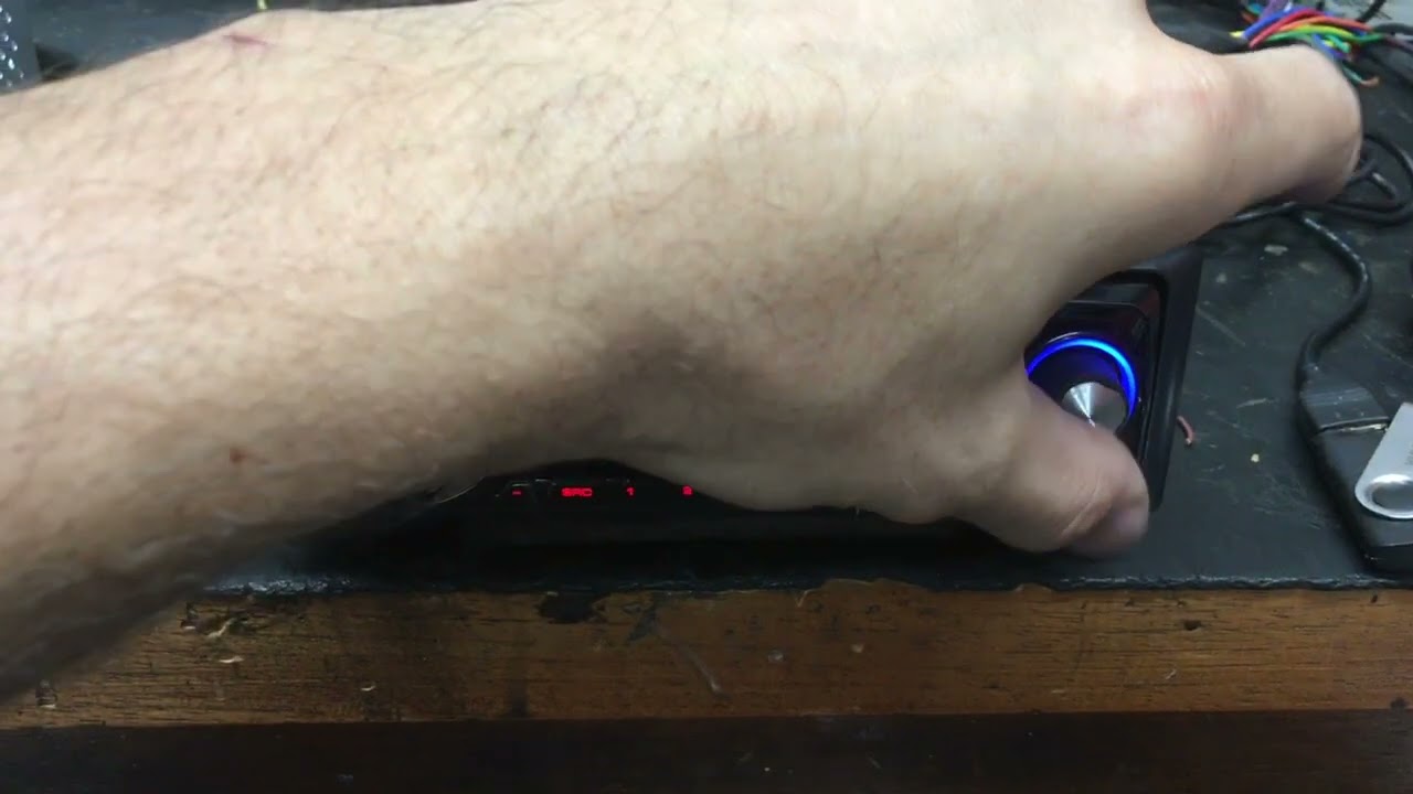 Teste CD Player Kenwood KDC-MP9090U aparelho funcionando e com Bluetooth instalado na entrada aux