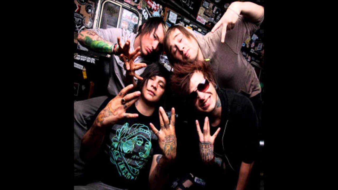 Schitzo ~ BrokeNCYDE