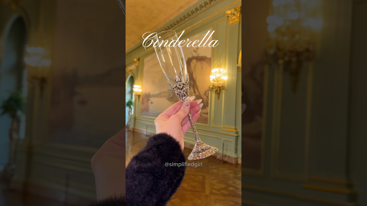 CUSTOM MADE Disney Glasses with LOVE 💕 🫶🏻 #viralvideos #princess #smallbusiness