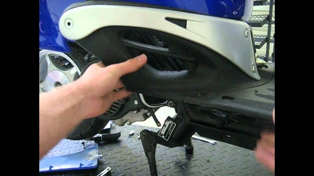 www.countyimportparts.com BMS 150cc Heritage Fuel Level Sensor Removal