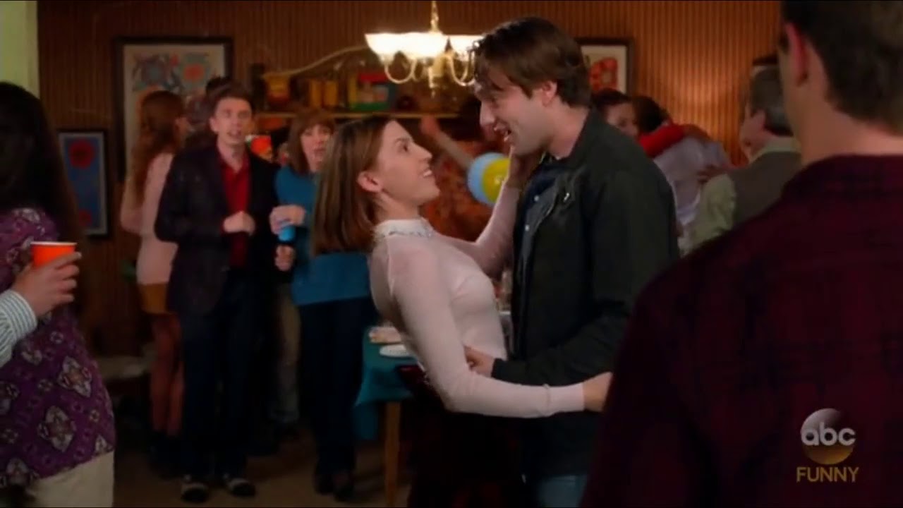 Sue and Aidan unexpected kiss - The middle season 9 episode 11