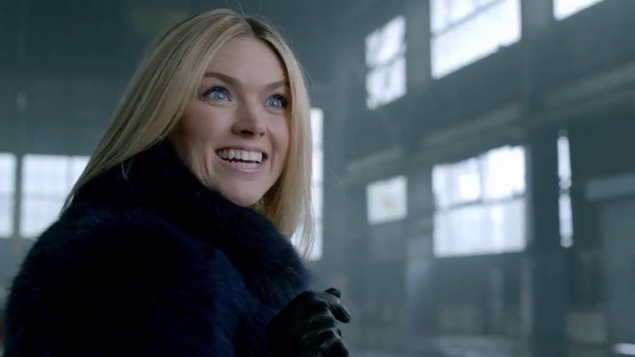 A City Gone Mad: Mommy&rsquo;s Home | Season 3 Ep. 17 | GOTHAM