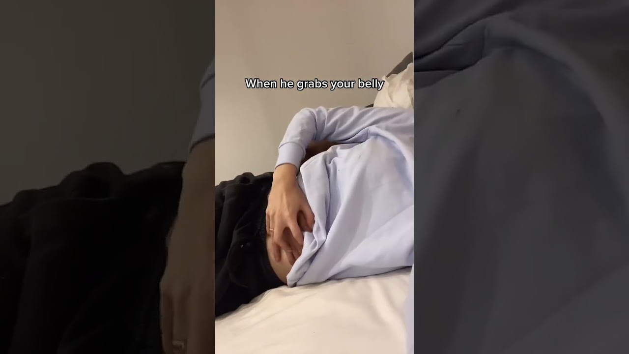 When your boyfriend grabs your belly#tiktokcompilation #couplegoals #coupleshorts #love #romantic
