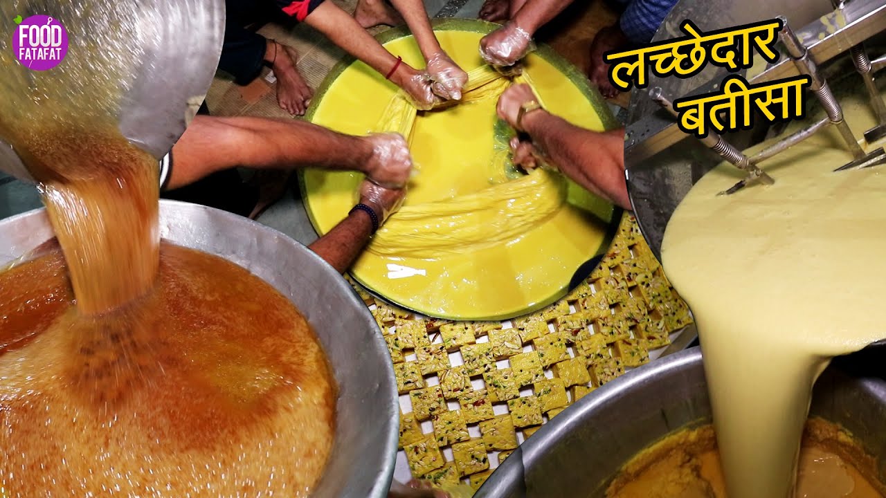 इतनी मेहनत और किसी मिठाई में नहीं लगती Desi Ghee Ka Hathrasi BATISA In Mega Kitchen😳😳 Street Food