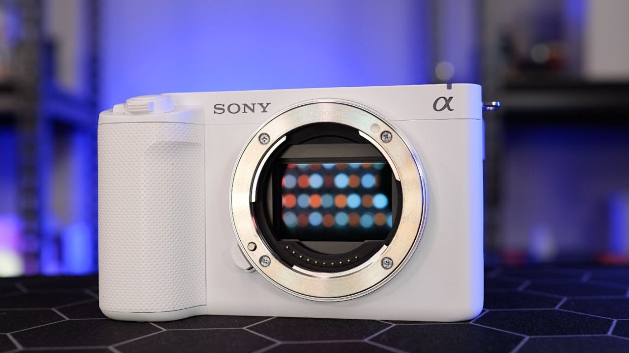 Sony ZV-E1: обзор с минимальным количеством фанатов, который вы найдете