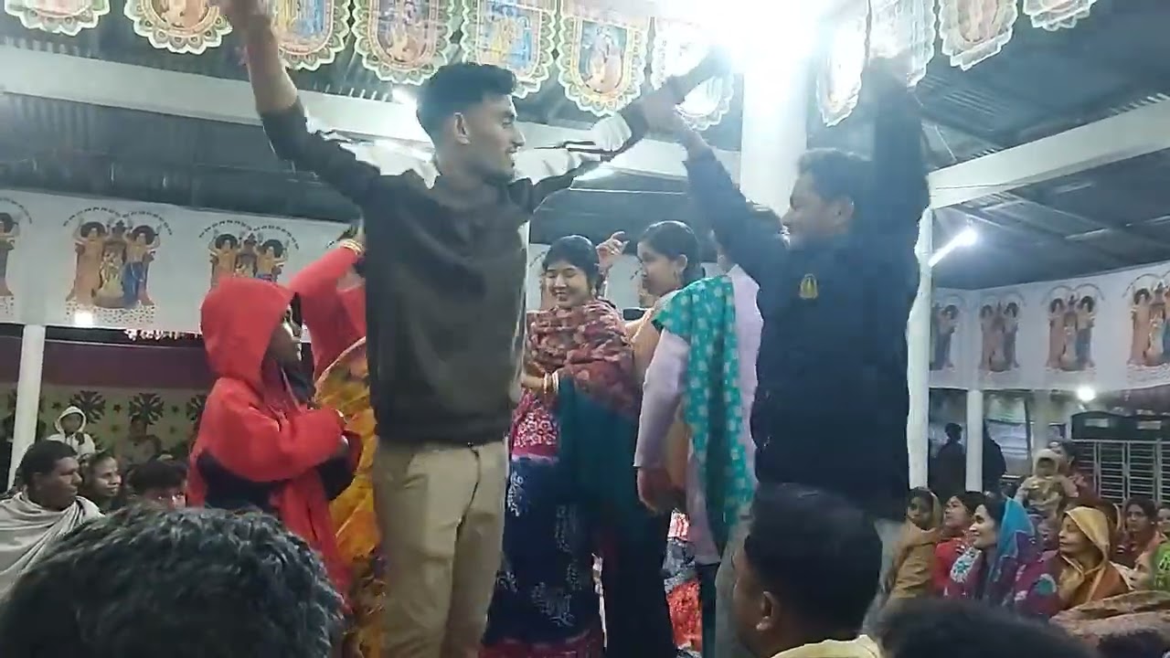 কির্তনীয়া বললেন কি আসরে ভক্তরা লজ্জা পেলো।তিনি বললেন বাড়িতে যারা যাবেন হাত তুলেন।#jcsjoytv.