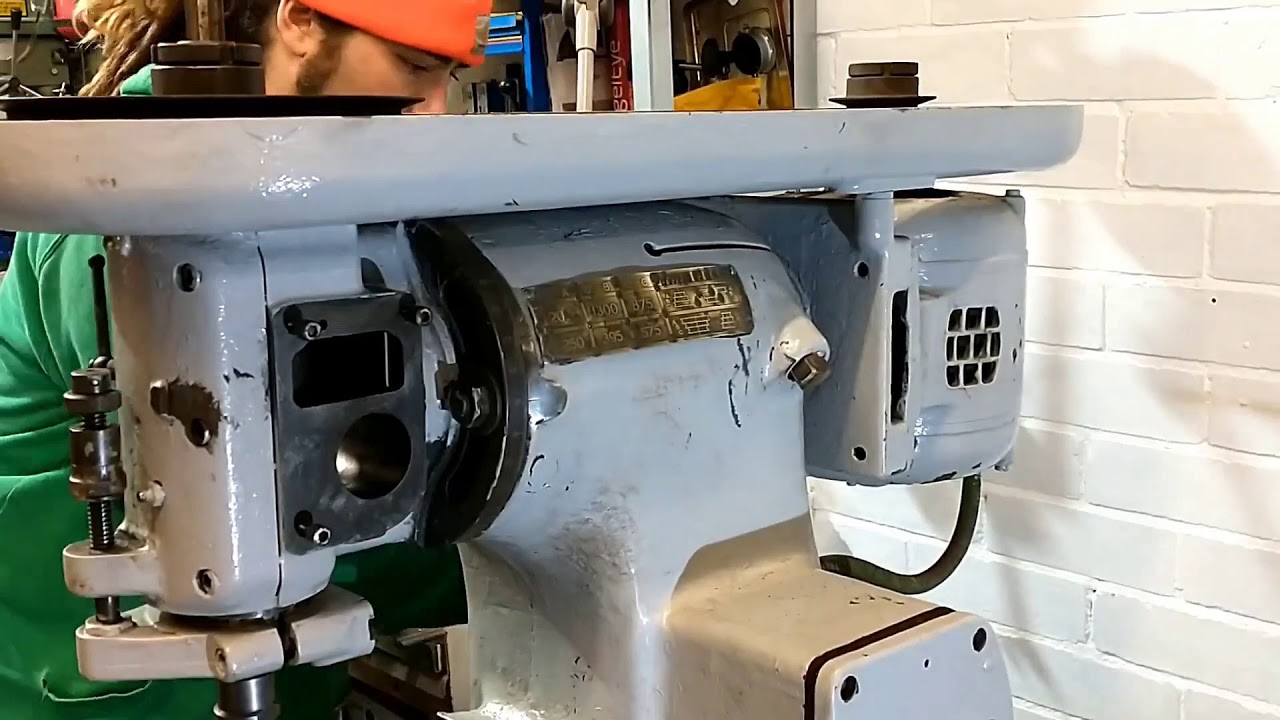 Alfred Herbert n0ov vertical milling machine disassembly part  1