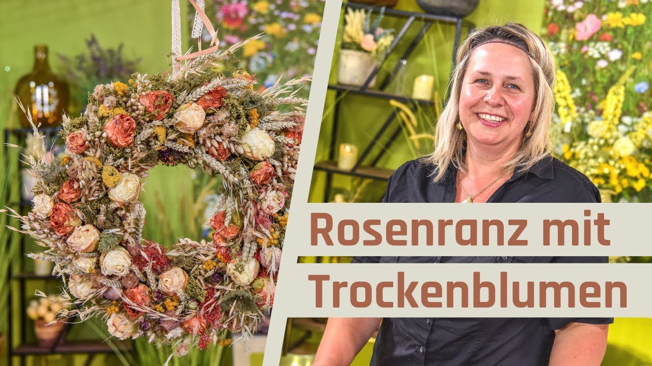Trockenblumen und Rosen der Türkranz für die Herbstdekoration  | Kranz für Herbstdeko selber binden