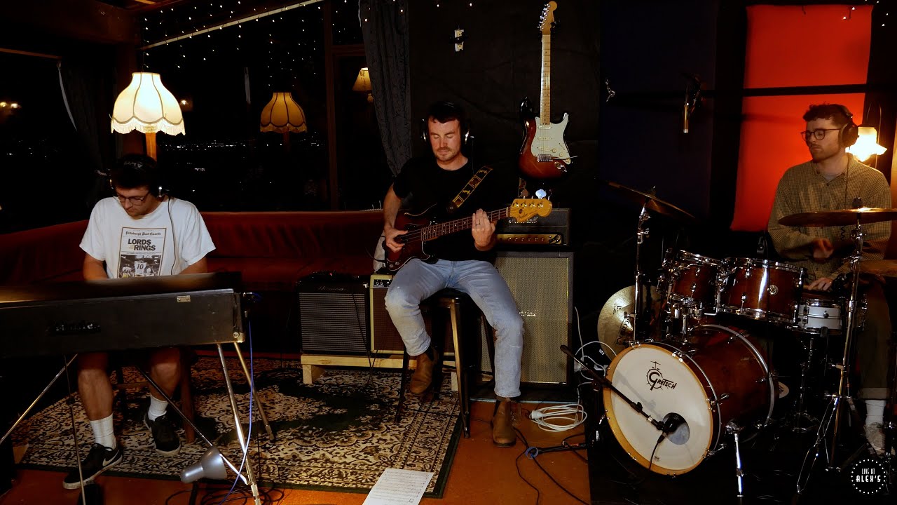 Crossroads - Live at Alex's