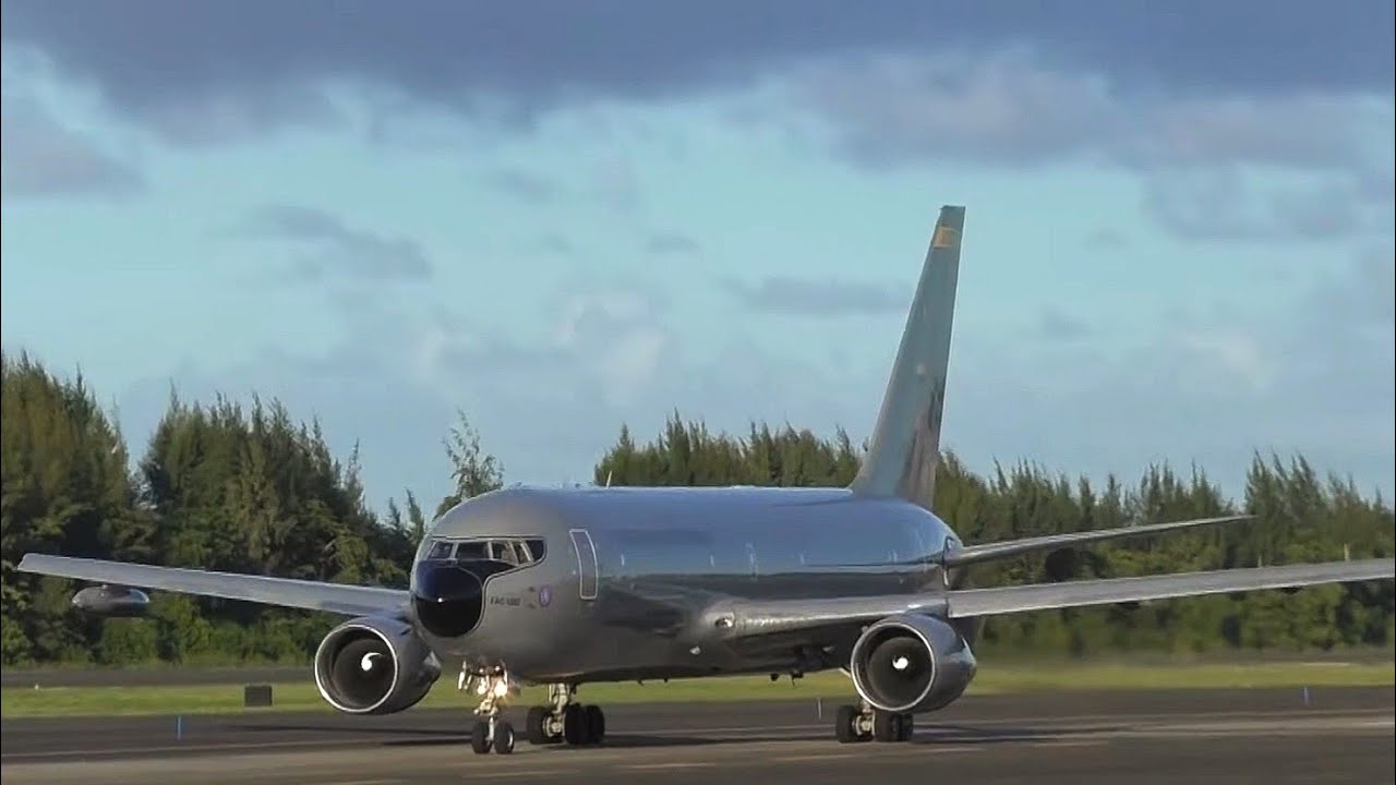 SJU plane spotting Fuerza Aérea Colombiana KC-767 Jupiter