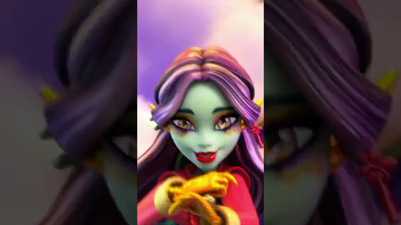 Who&rsquo;s the New Ghoul? Meet Jinafire 🔥👗 | Monster High #shorts