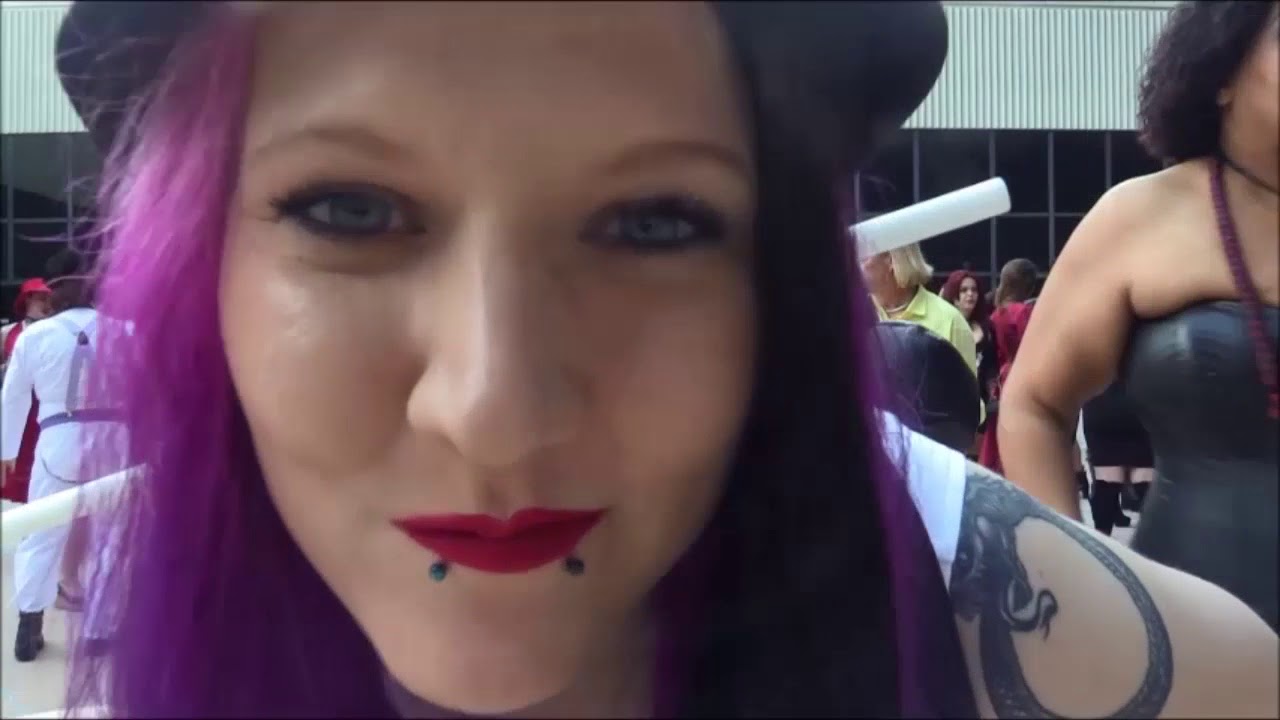DomCon Los Angeles 2018 -- timelapse group photo -- aliceinbondageland.com
