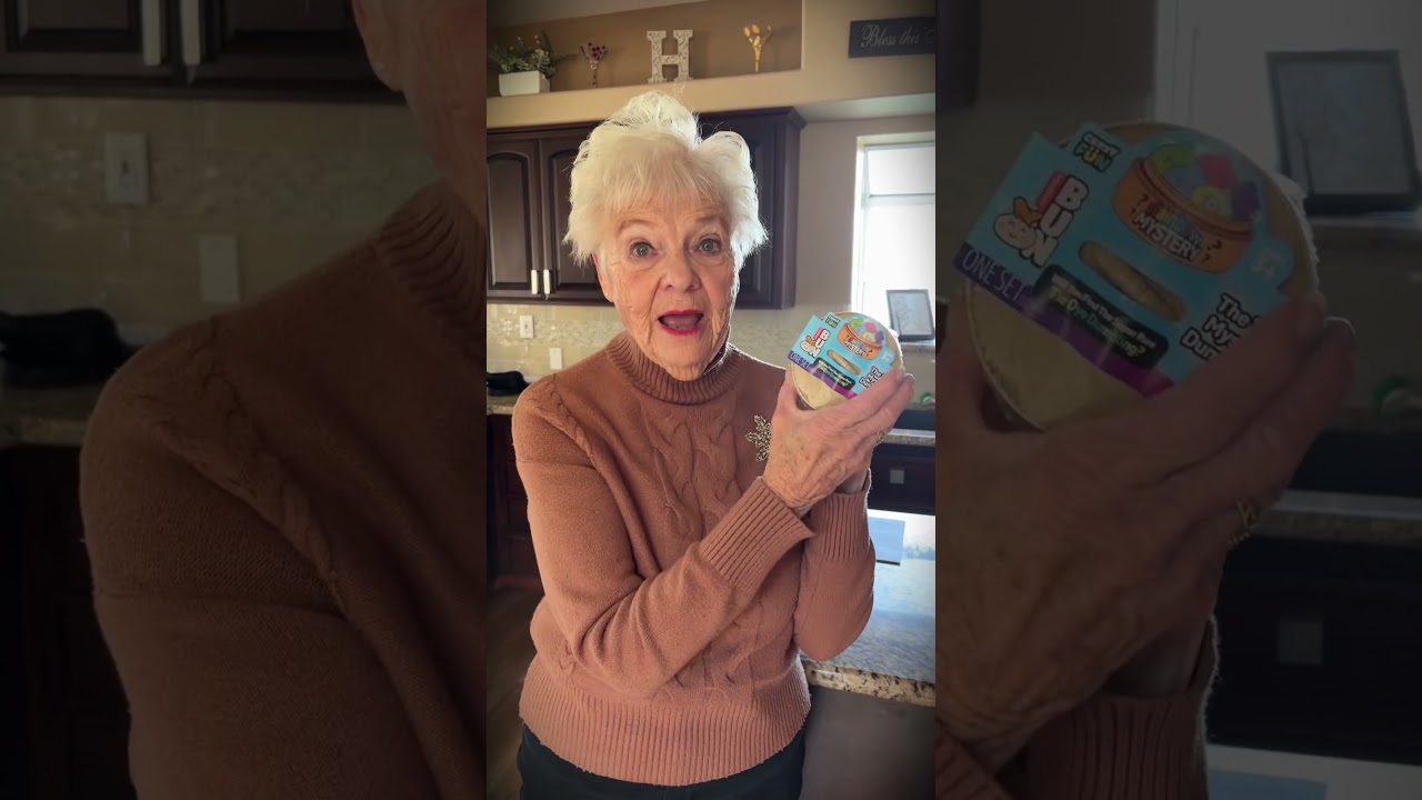 Natalie vs Cute Grandma Squishy Dumpling Unboxing
