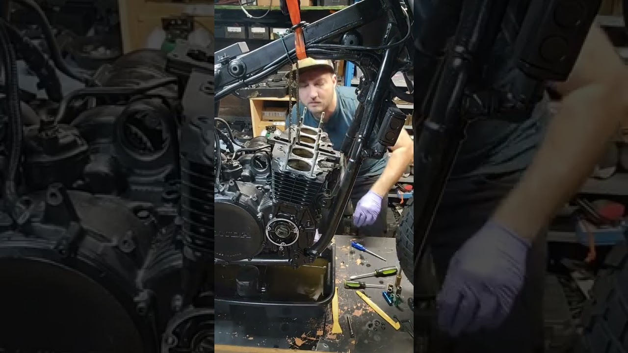 1984 - 1986 Honda Nighthawk CB700SC Cylinder Assembly and Piston Removal (teardown pt. 6)