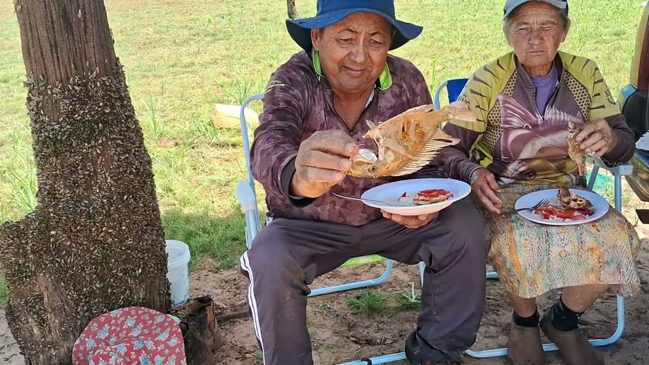 Frito na beira do rio 