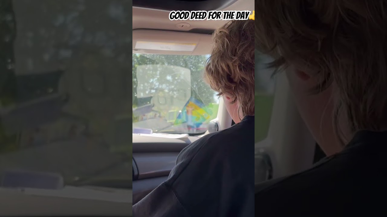 Giving a homeless MAN a FREE PREROLL#food