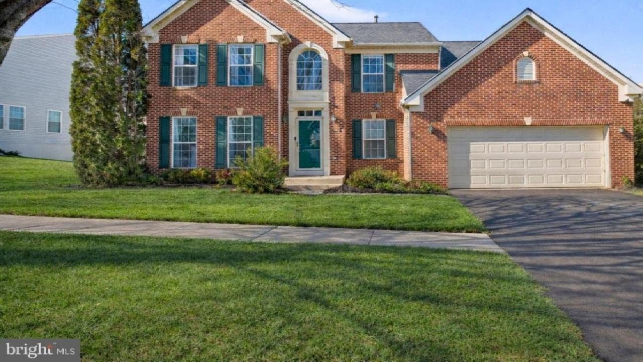 21310 PURPLE ASTER Court, GERMANTOWN, MD Presented by The Redux Group.