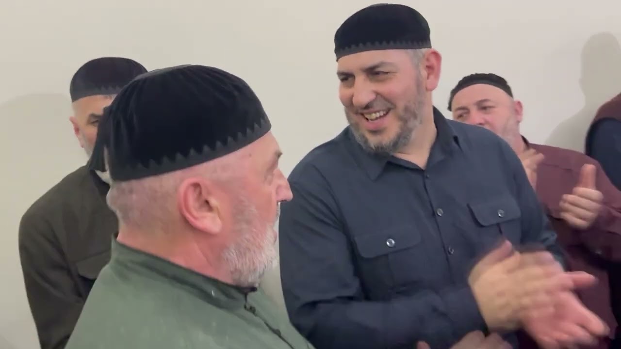 Гуной зуькарш! Дала саг1а къобал дойла, Мухта-Пашайна Дала гечдойла, Дала декъала а хилла!