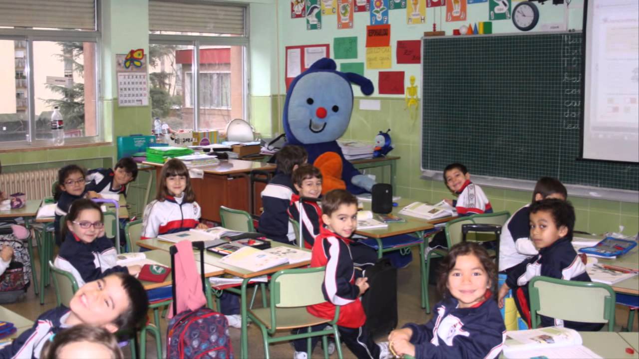 Pupi visita nuestro Cole