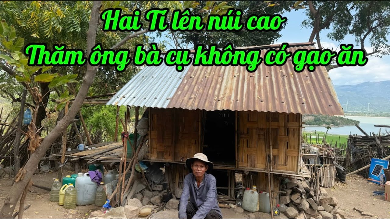 Hôm nay anh em Hai Tí leo lên một ngọn núi cao gập ghềnh để thăm một gia đình rất nghèo. Tập 28 