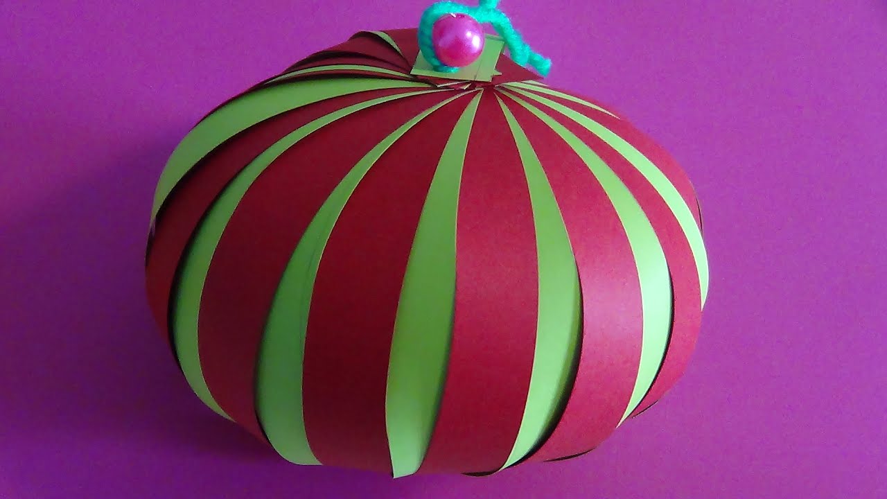 DIY Saiba como fazer uma bolas de natal  feito em papel ( canal chantilly com chocolate )