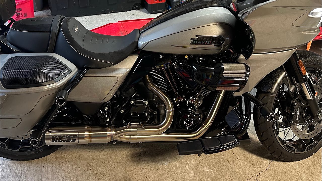 HD Road Glide 2023 CVO Vance & Hines Hi-Output RR PCX Exhaust System  installation #sound #looks