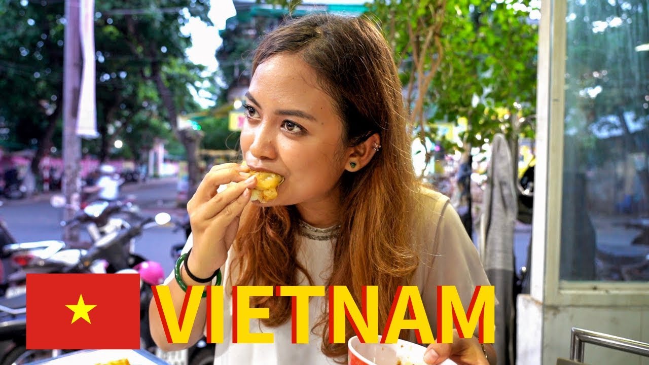 SOLO TRAVEL VIETNAM - VIETNAMESE FOOD in Huê Imperial City [Ep. 5] 🇻🇳