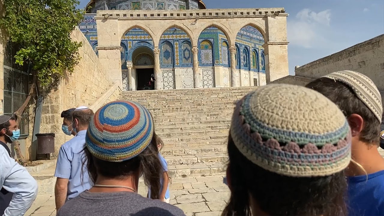 On the Temple Mount: Ascending the Temple Mount on the 855th Anniversary of Rambam's Historic Ascent