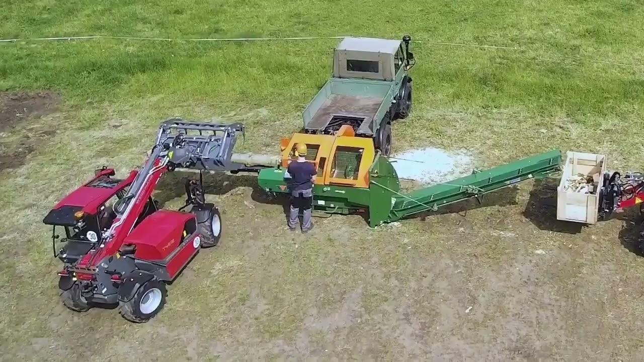Weidemann Hoftrac 1390 loader and T4512 telescopic handler. #farming #tractor #agriculture