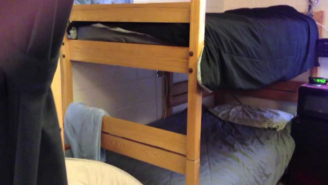 Goshen College's Kratz-Miller Residence Hall: Visit Aaron and Jordan's room