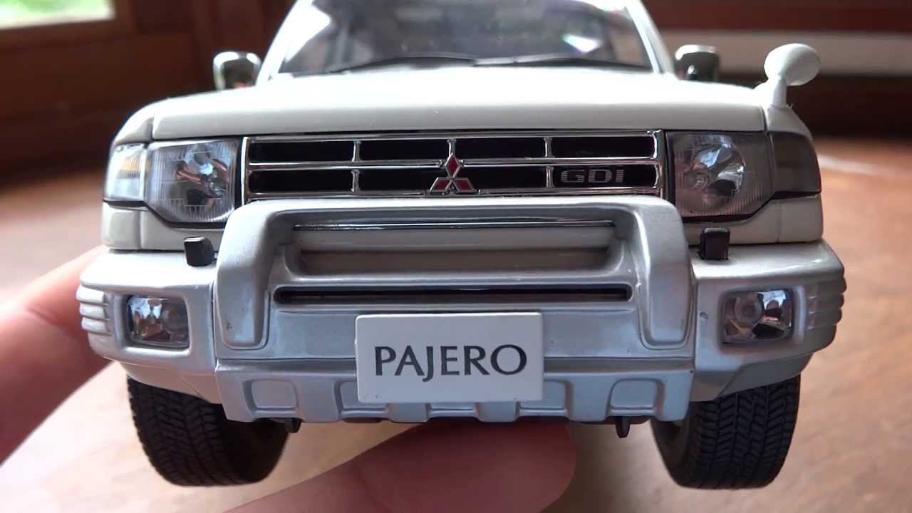 Up close look: 1/18 Mitsubishi Pajero Exceed by Autoart