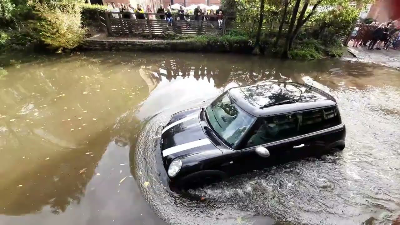 Mini shows how to drive through deep water