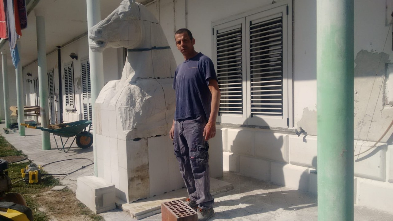 Giant Italian Horse: Kitchen to Monument (Work in Progress) | Scultura Gigante: Opera Incompiuta