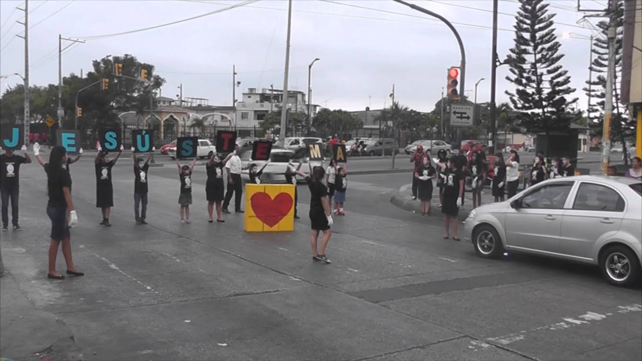 # 2 Evangelismo en las calles
