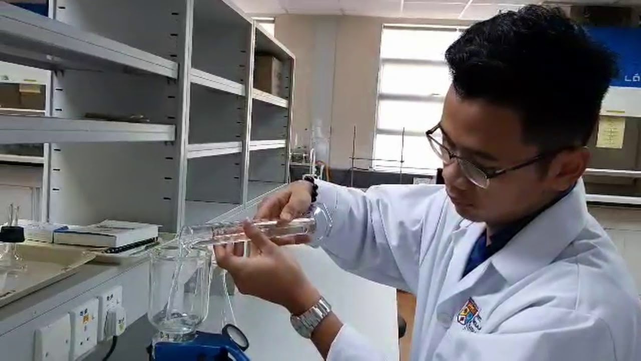 AWIE SAKIT PERUT!? - Video Kimia Air