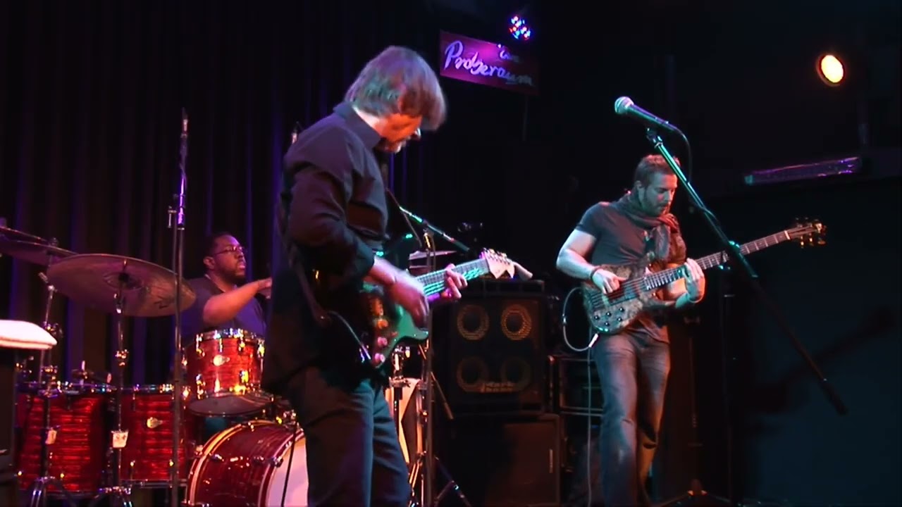 Dean Brown Band - Live At Proberaum in  Zülpich, Germany  - TWO NUMBERS -  Filmed By: JazzrockTV