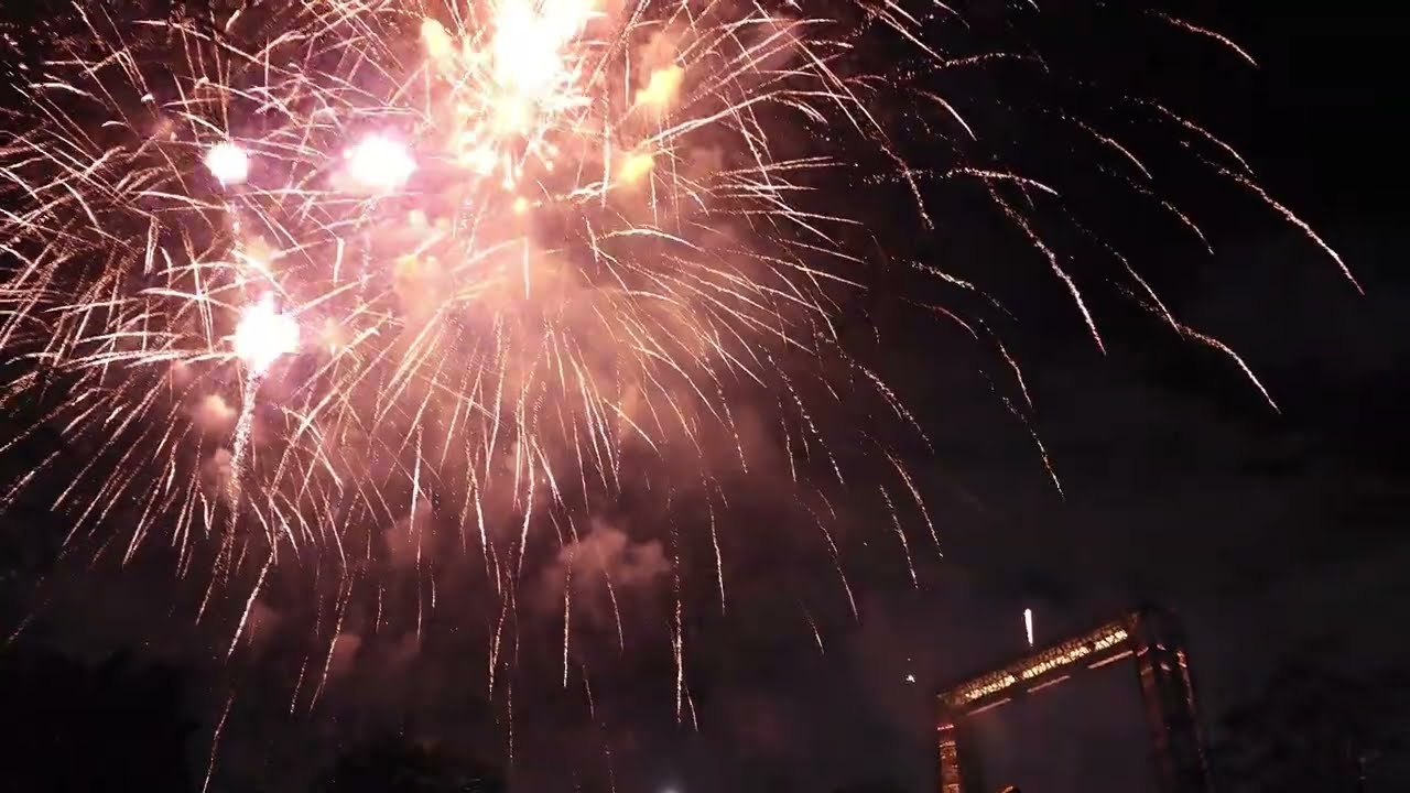 Dubai Frame New Year's Fireworks