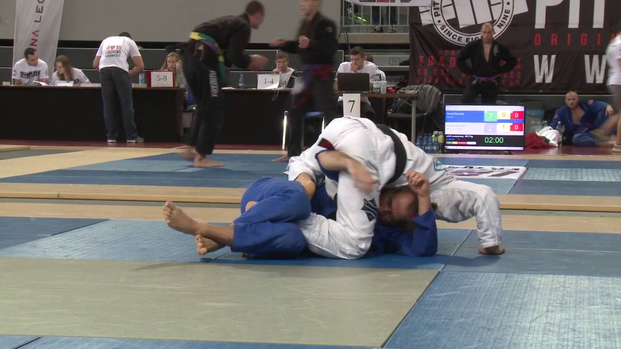 XII Mistrzostwa Polski BJJ : Jędrzej Loska (Academia Gorila) czarne pasy 70 kg