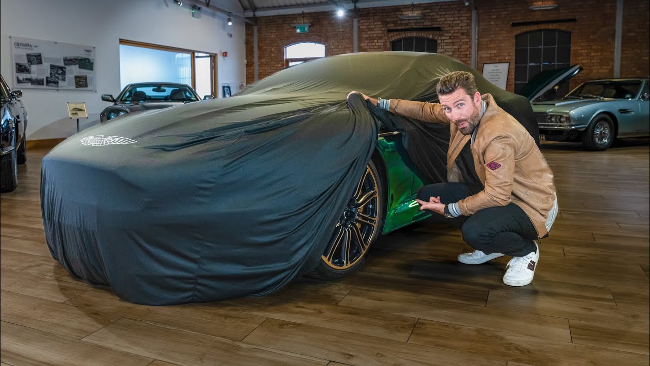 ДОСТАВКА! Индивидуально собранный Aston Martin DBS прибыл! V12 с механической коробкой передач He...