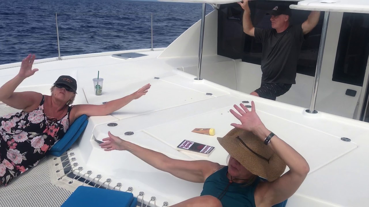 On the way to Huahine - The Big Blue Pacific