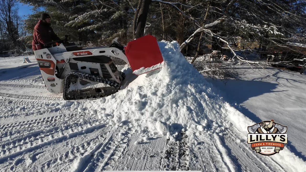 Bobcat MT100, Snow Removal at Roadside Stand & Wood Yard