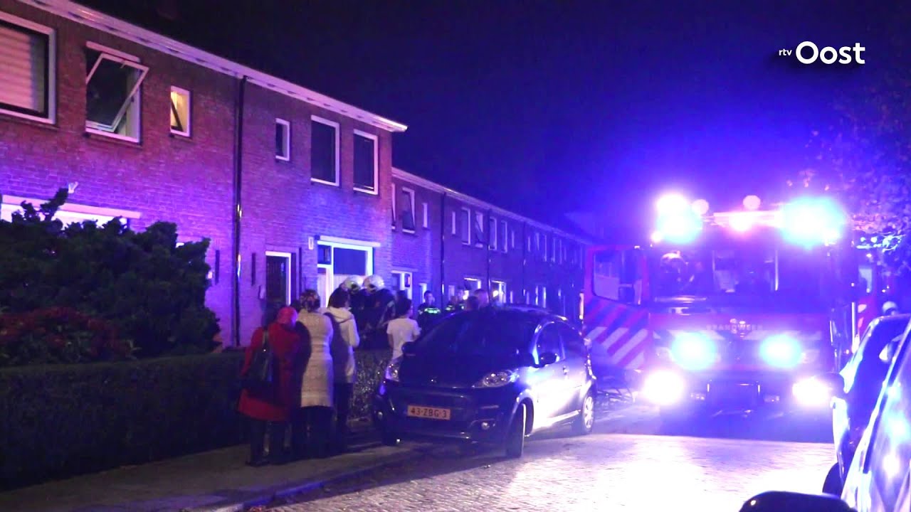 Woning in Oldenzaal ontruimd na brand in slaapkamer