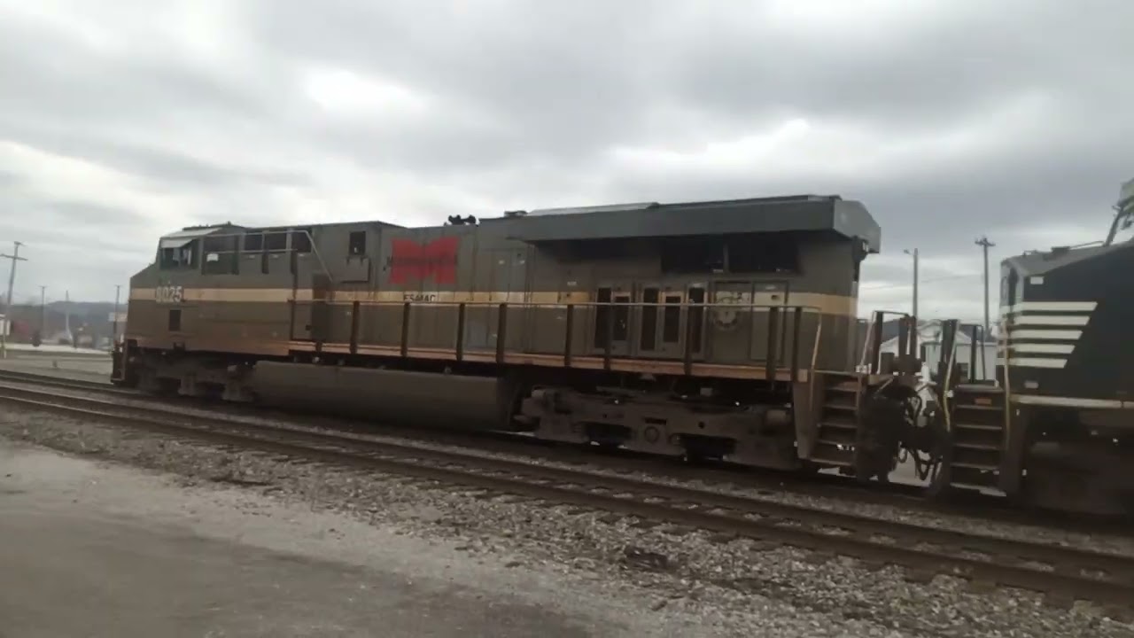 NS 8025 