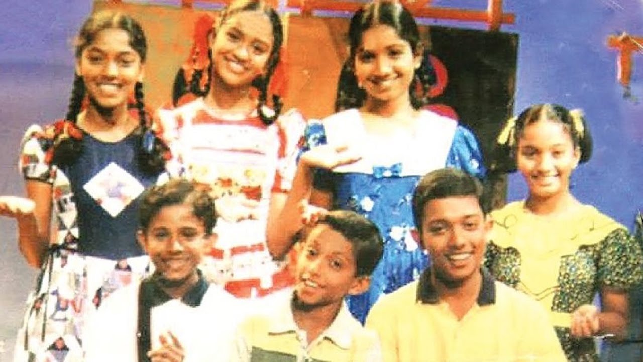 සුදු වළාපෙළක් වී - කණ්ඩායම් ගීතය feat. විශාරද නන්දා මාලිනී (හපන් පැදුර)