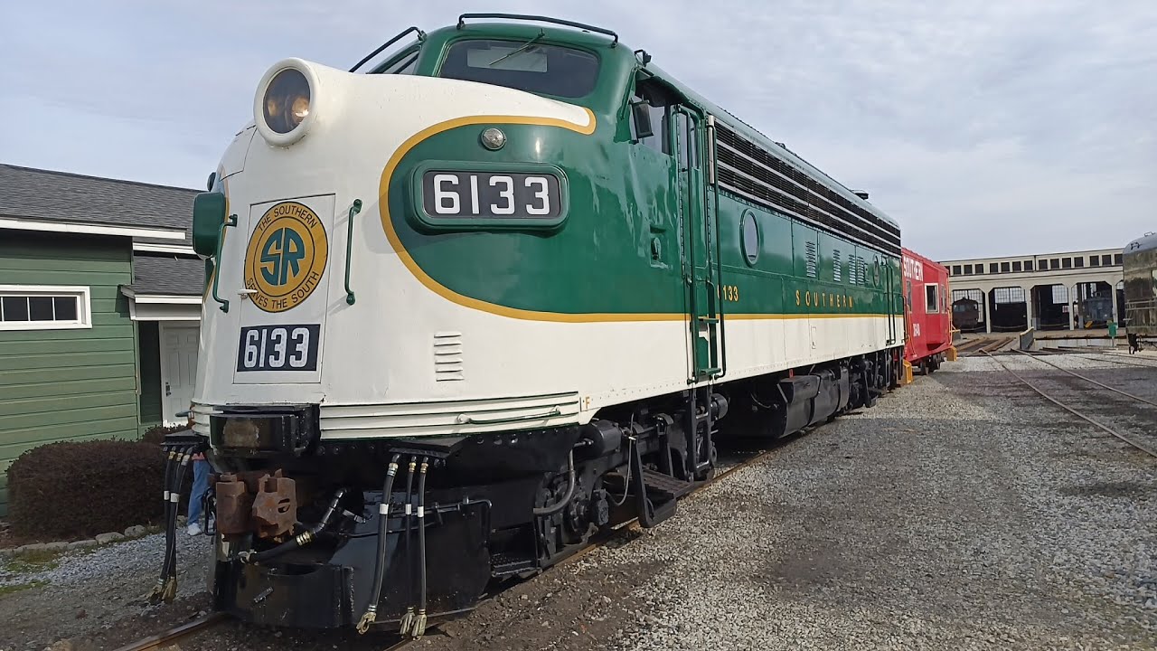 At the Throttle of Southern FP7 6133