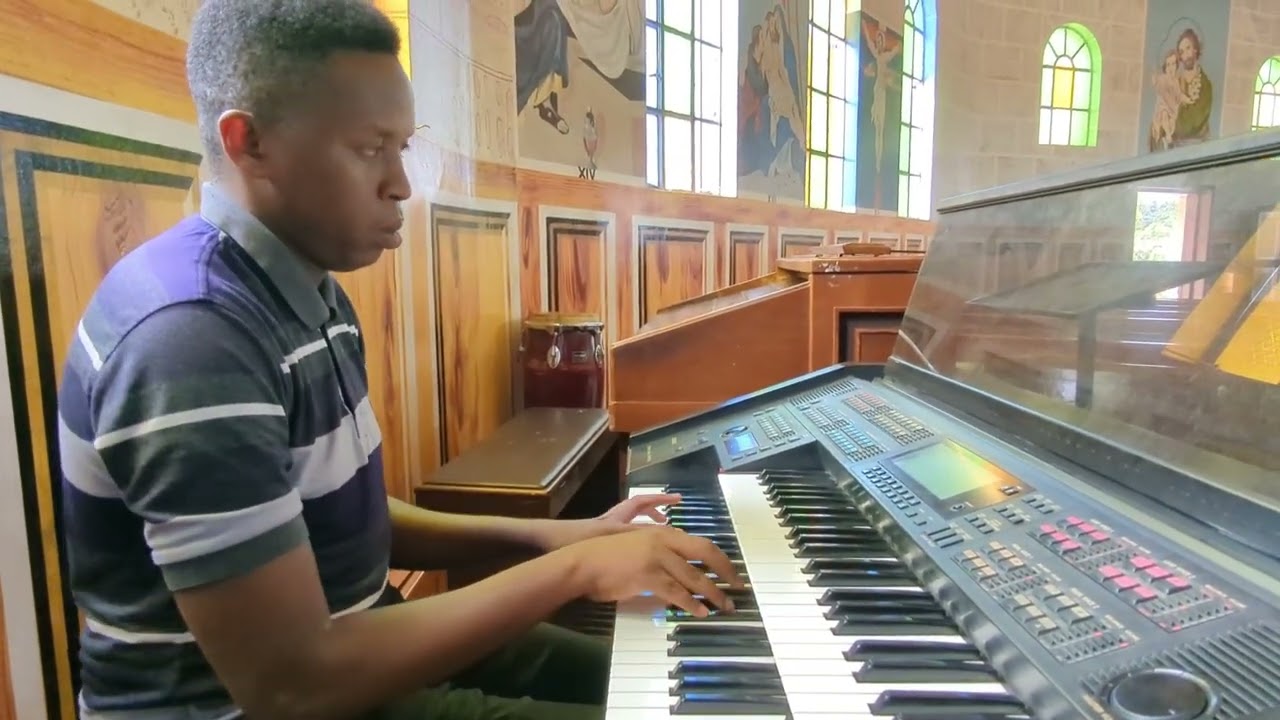 ASILEGEE MOYO WE BY J.MGANDU PLAYED BY MEELA COSTERNTINE #trending #music #viral 