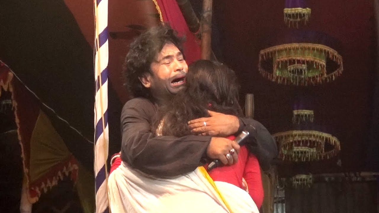 বড় স্বাদ জাগে একবার তোমায় দেখি। বিউটি ও জজ