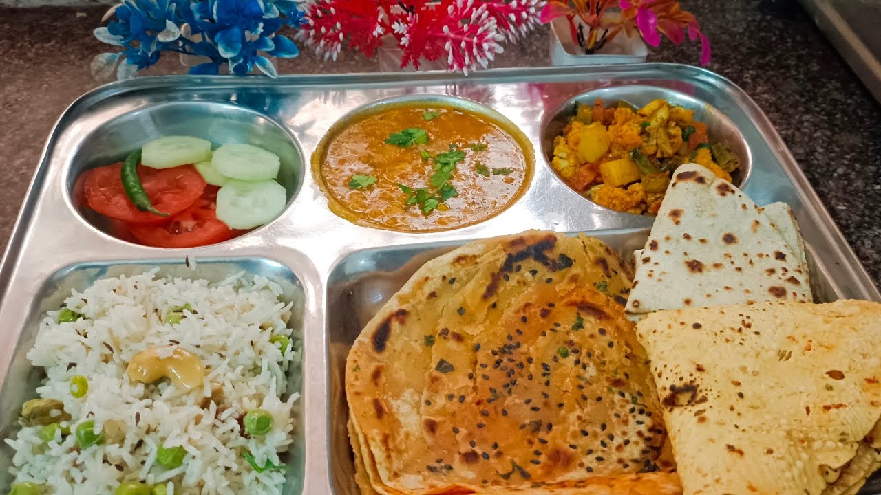 Today's Menu- Dal Tadka, Matar Pulao, Mix Veg. Poornima's Kitchen is live! 🔴🤤🥰