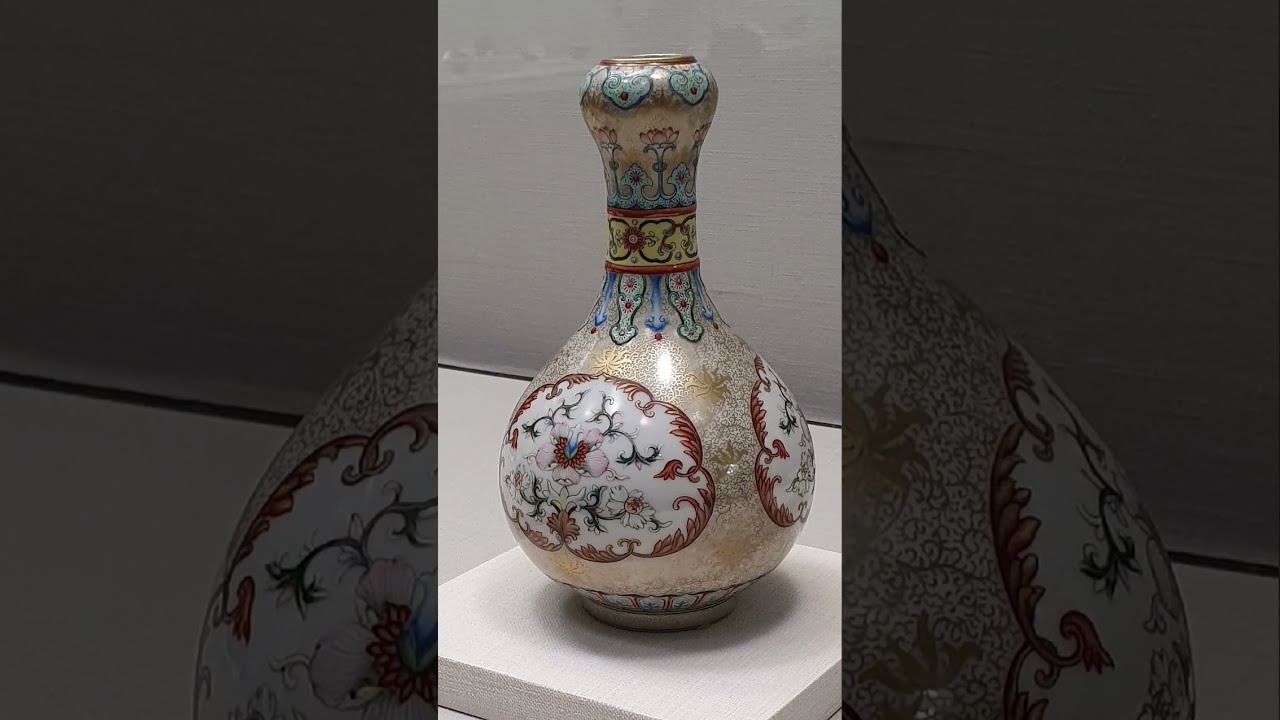 清代乾隆御製琺瑯彩瓷/翠玉白菜合集．台北故宮博物院巧遇漢服小情侶